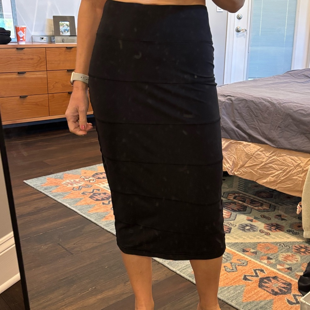 lululemon fitted skirt